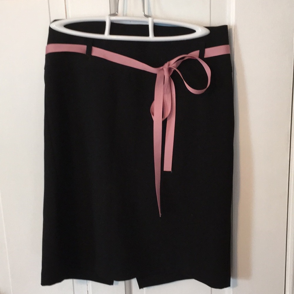 Black pencil skirt